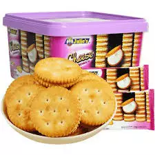 Julie's Cheese Sandwich Crackers..504gm