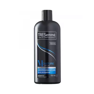 Tresemme Moisture Rich Luxurious Moisture With Vitamin E Shampoo For Dry, Damaged Hair - 900mL